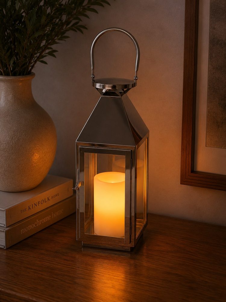 Metal Silver Lantern (15*14*40cm)