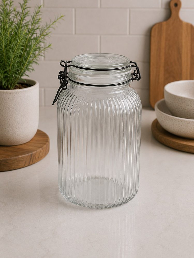 Ribbed Glass Jar with Airtigh Clip Cover (1900ml)